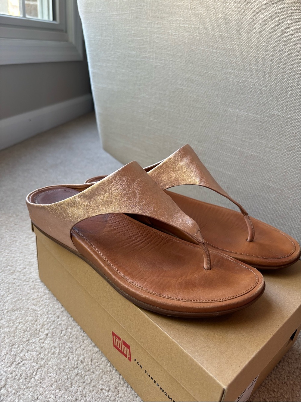 Fitflop Metallic Rose Gold Thong Sandals